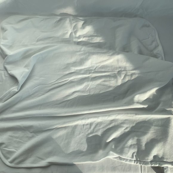 Lamb White Hooded Towel For Toddler Baby Infant - Picture 3 of 3